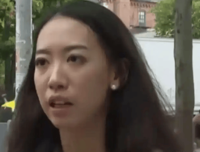 女孩演讲后身份曝光父亲原来是老熟人瓦力娱乐棋牌“果然又是有背景”哈佛(图7)